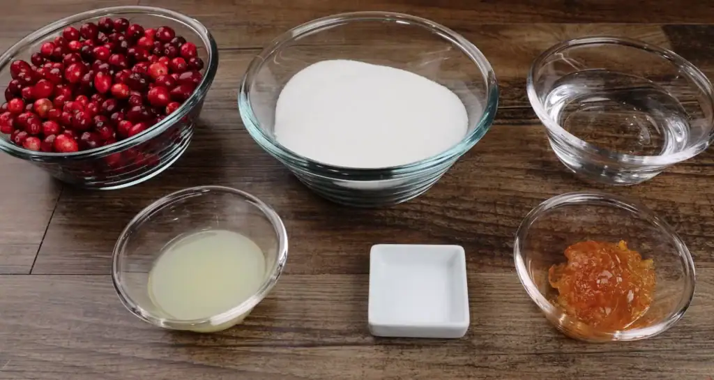 Ingredients for cranberry sauce