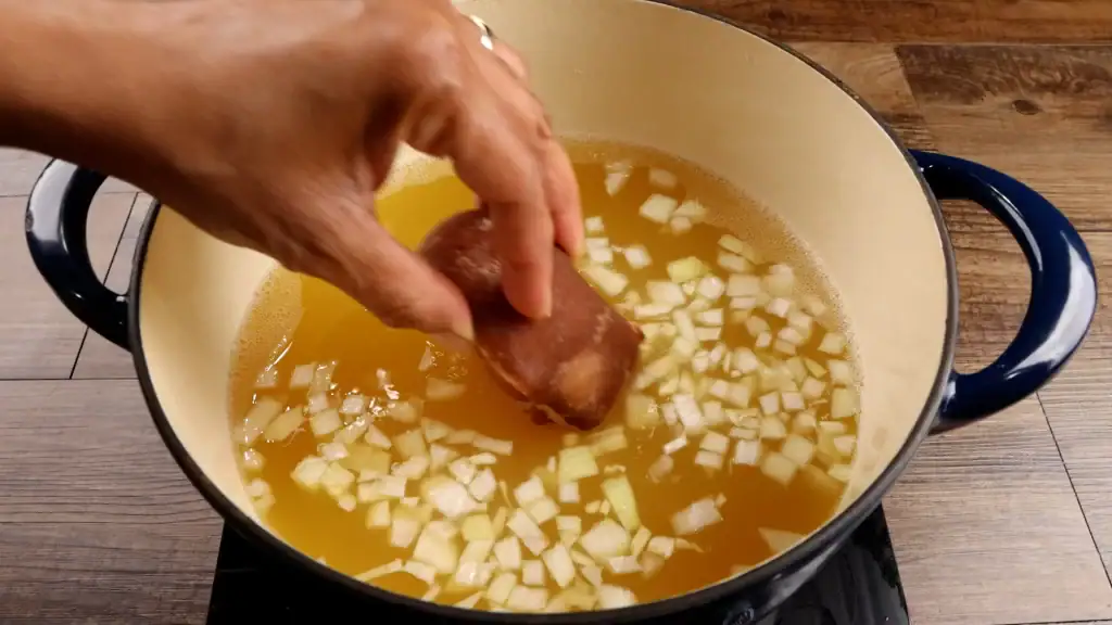 cooking the ham hock