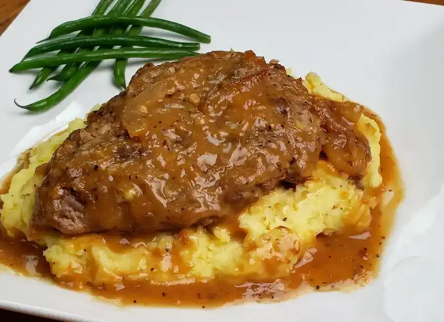 smothered cubed steak