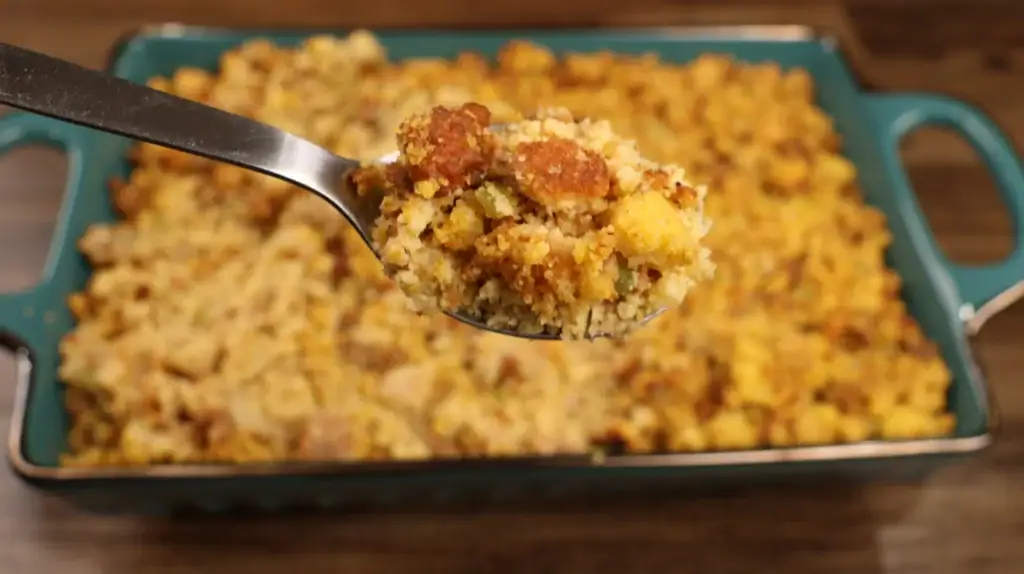 cornbread_dressing_on_spoon