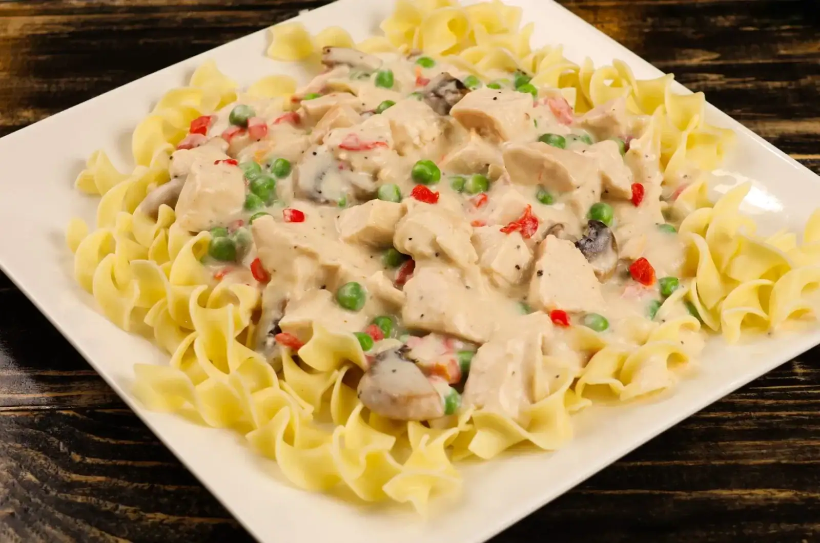 Creamy Chicken à la King with Egg Noodles
