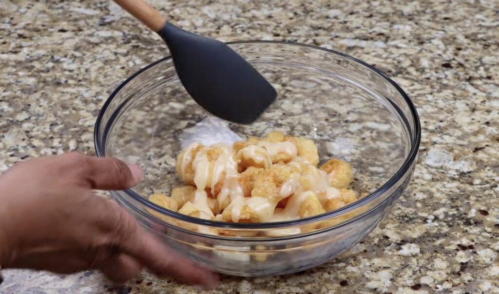 Coating Shrimp in Sauce for Honey Walnut Shrimp