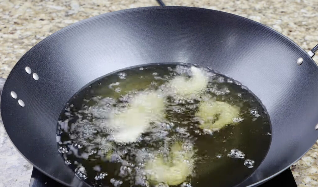Fry the Shrimp for Honey Walnut Shrimp