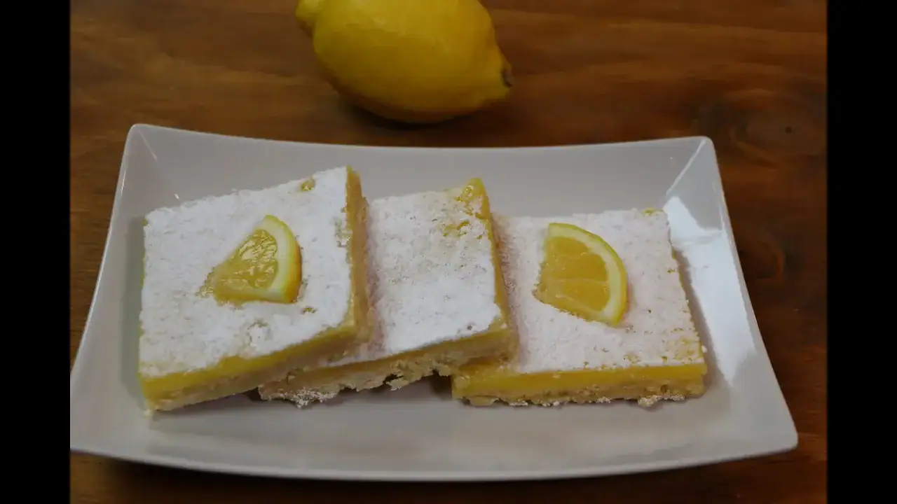 Easy Lemon Bars with Buttery Shortbread Crust